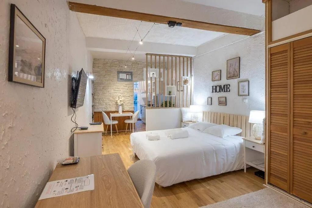 Saint Jacques Your Host Helper Grenoble Appartement